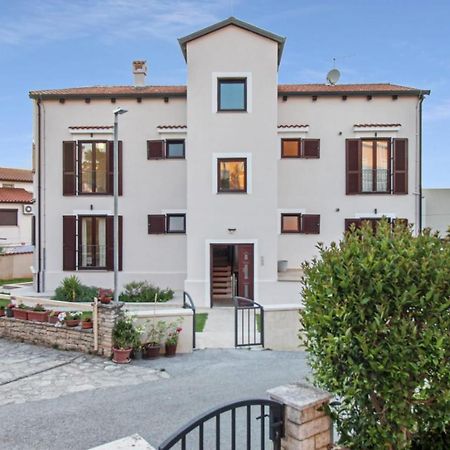 Apartments Villa Alba 포레치 외부 사진