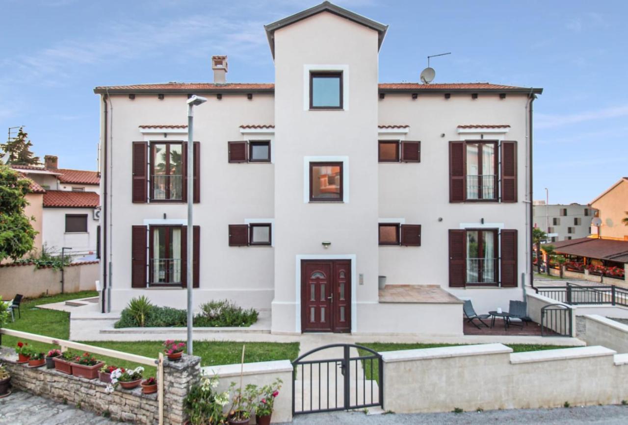 Apartments Villa Alba 포레치 외부 사진