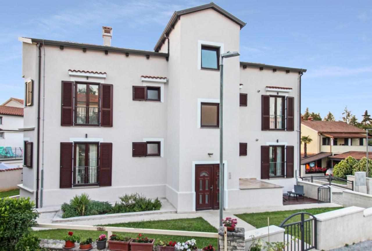Apartments Villa Alba 포레치 외부 사진