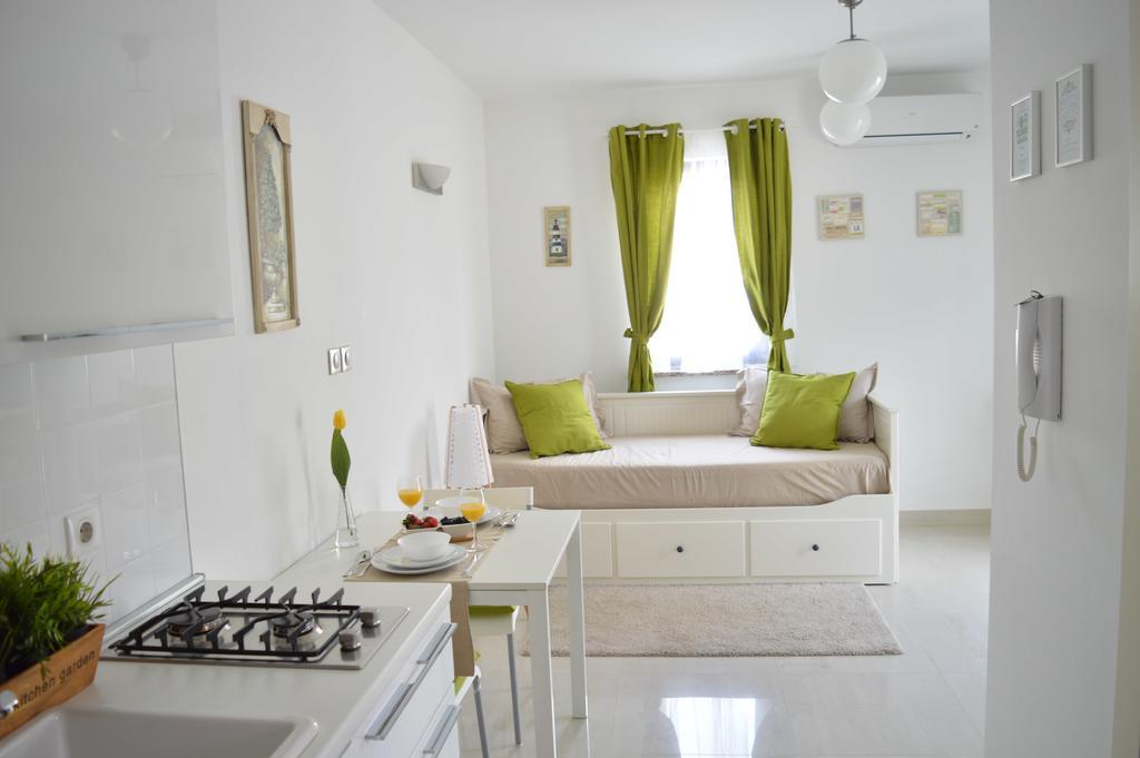 Apartments Villa Alba 포레치 외부 사진